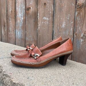 NICKELS Women’s Brown Leather Kitten Heel Loafer Slip On Shoe Size 6.5